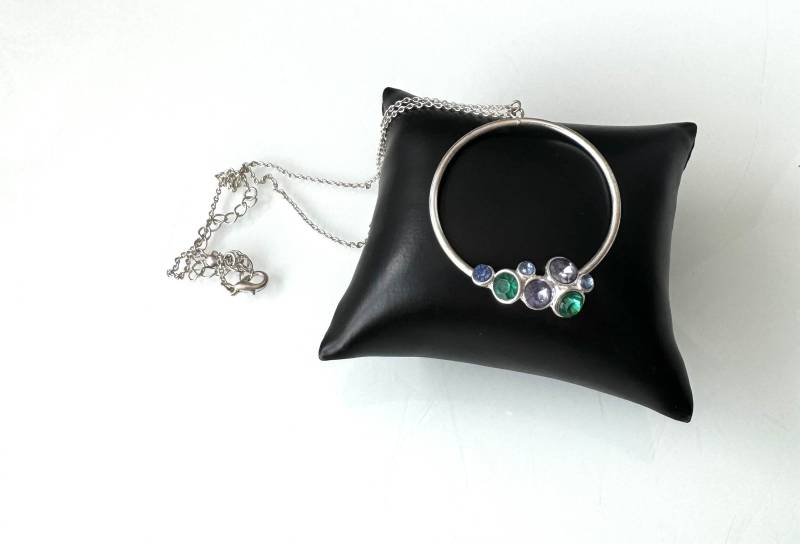 Hübsches Modeschmuck Set in Silber - Halskette Mit Großem Anhänger von FromyesterdaySchatze