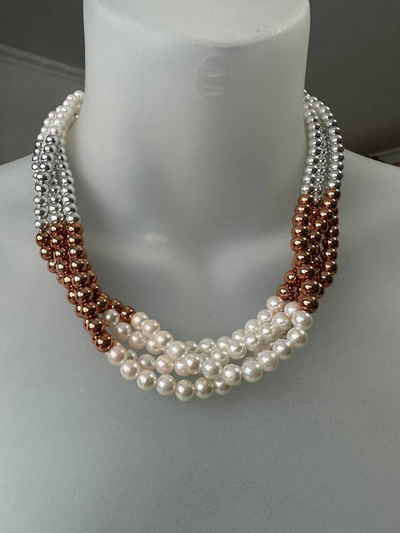 Modeschmuck Kette Perlen Design in Verschiedenen Farben - Perlencollier von FromyesterdaySchatze