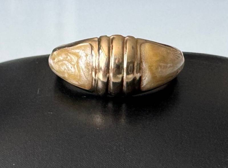 Modeschmuck Ring Aus Den 80Er Jahren Mit Emaillepaste von FromyesterdaySchatze