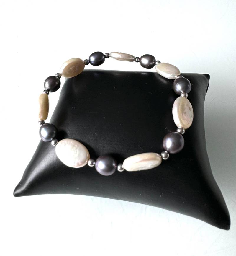 Perlmutt Perlen Armband Mit Silber Kügelchen Vintage von FromyesterdaySchatze