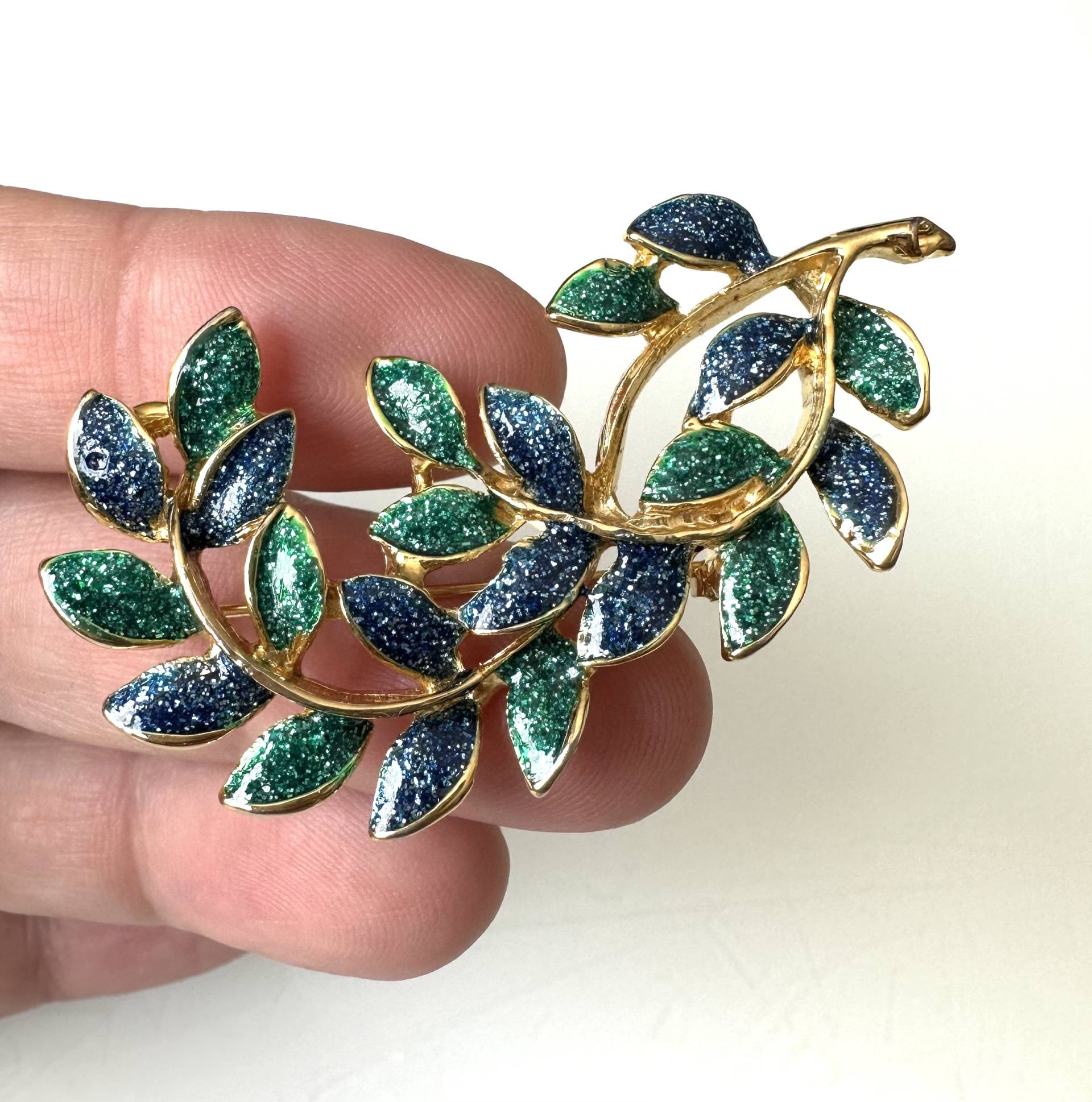 Prächtige Brosche Mit Mosaikemaille Glitzer Modeschmuck Prächtige Brosche Mit Mosaikemaille Glitzer Modeschmuck von FromyesterdaySchatze