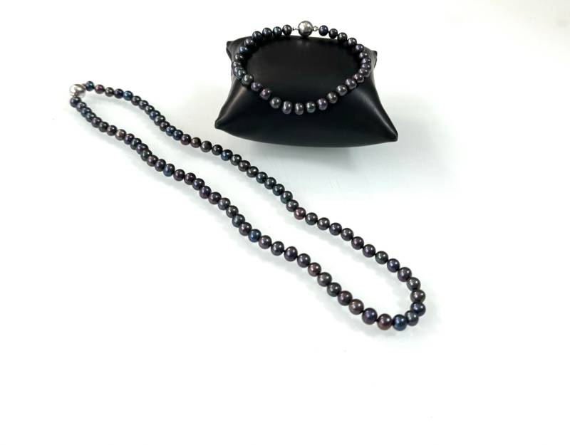 Schmuckset Irisierende Anthrazit Perlen Mit 925 Silber Verschluss von FromyesterdaySchatze