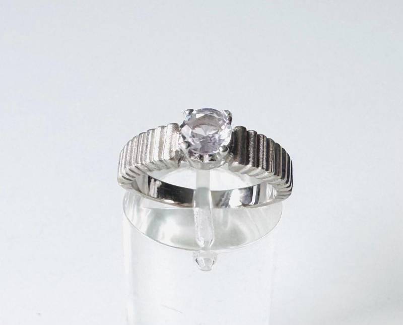 Schöner 925 Silber Ring Mit Klarem Goshenit Vintage, Größe 53 von FromyesterdaySchatze