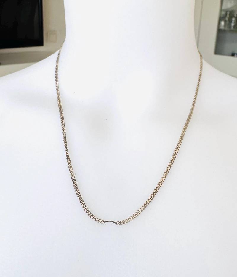 Seltene 925 Silber Halskette Mit Gedrehtem Mittelstück Meistermarke Mz von FromyesterdaySchatze