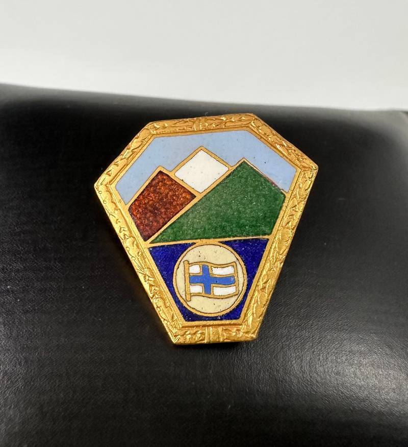 Seltener Pin Anstecker Finnland Emaille Vergoldet Handarbeit Brosche von FromyesterdaySchatze