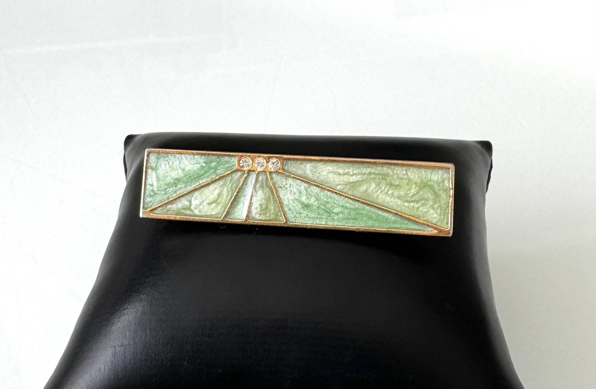 Vintage Designer Brosche Von Colliant - Ein Schmuckstück Mit Geschichte Vintage Designer Brosche Von Colliant - Ein Schmuckstück Mit Geschichte von FromyesterdaySchatze