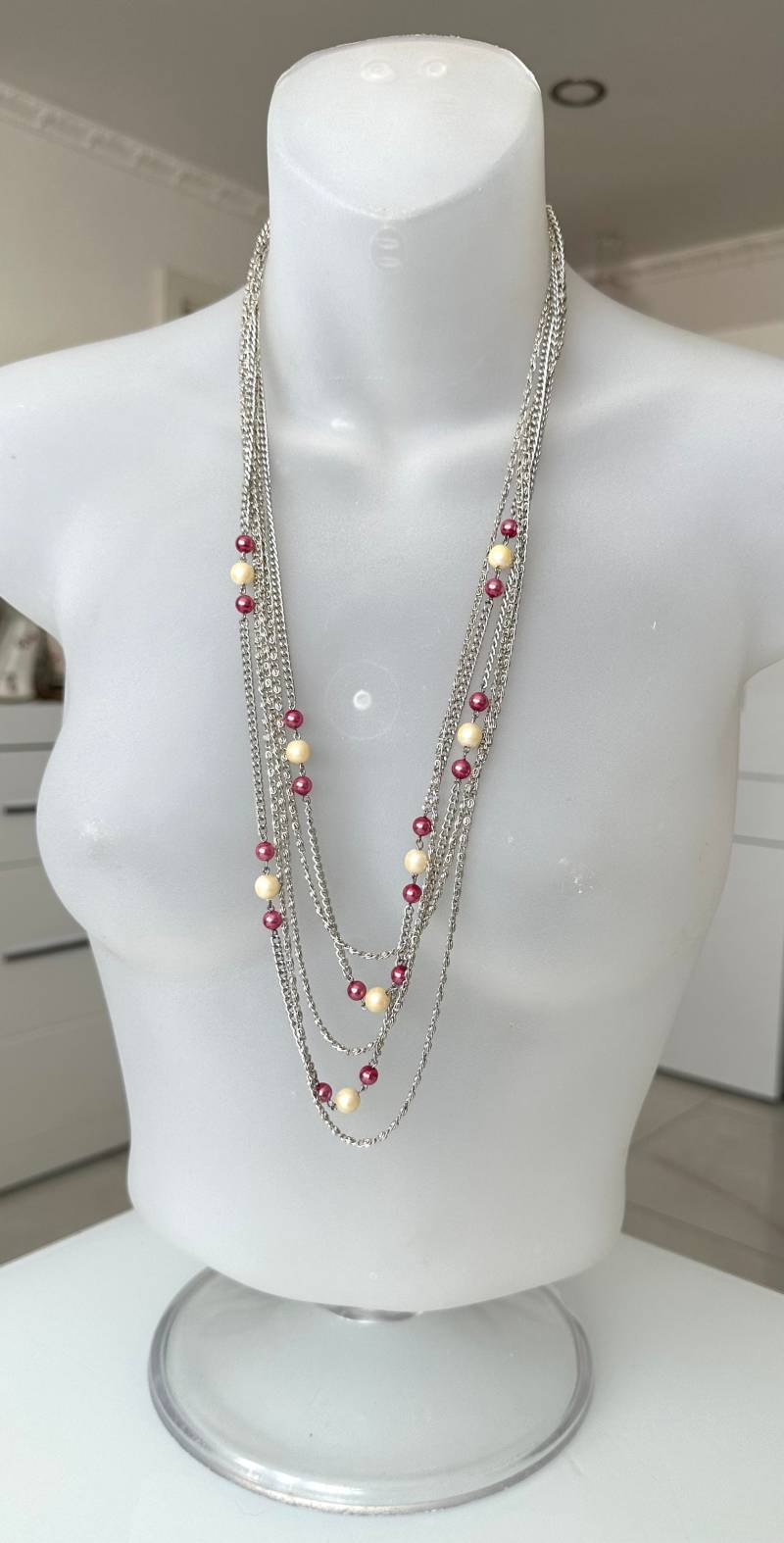 Vintage Modeschmuck Halskette Im Prunkvollen Antiken Design 5 Strähnig Mit Perlen Veredelt von FromyesterdaySchatze