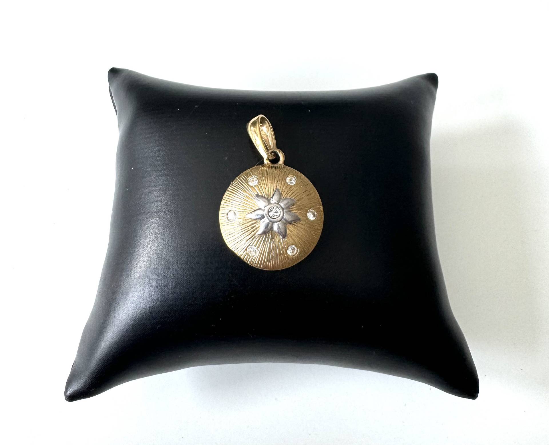 Vintage Pierre Lang Anhänger Mit Stern Design Pl Modeschmuck Gold von FromyesterdaySchatze