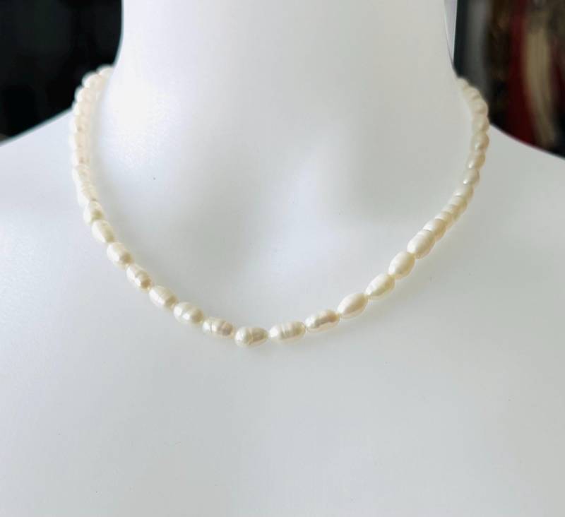 Vintage Süßwasserperlen Kette 43 cm Echte Perlen Goldfarbener Verschluss von FromyesterdaySchatze
