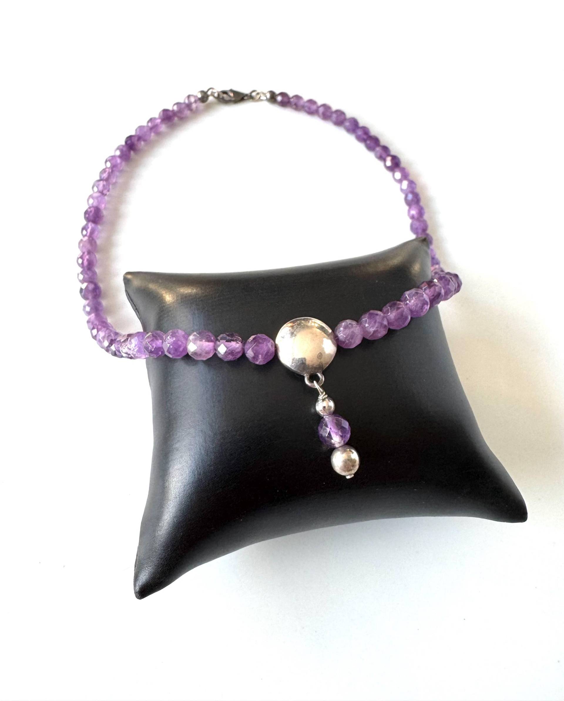 Wunderschöne Amethyst Kette Mit Facettierten Kugeln Und 925 Sterling Silber von FromyesterdaySchatze