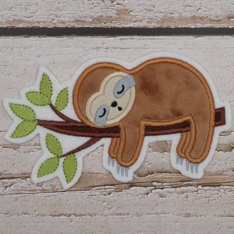 Faultier Gestickt - Aufnäher Applikation Zum Aufbügeln Schultüte Einschulung Kuschelapplikation von Froschverliebt