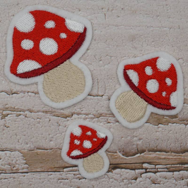 Fliegenpilz Gestickt - Aufnäher Applikation Zum Aufbügeln Größenwahl Schultüte Einschulung Glück von Froschverliebt