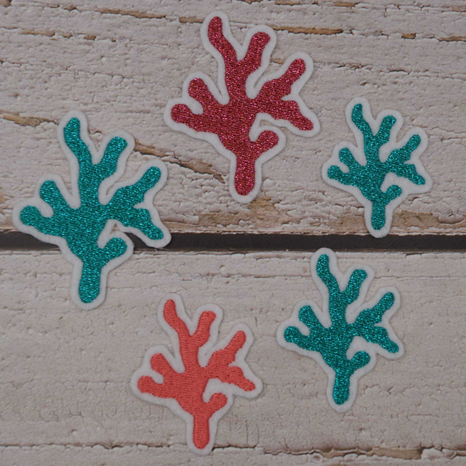Koralle Gestickt - Aufnäher Applikation Zum Aufbügeln Größenwahl Farbwahl Schultüte Glitzer Seestern Meer von Froschverliebt
