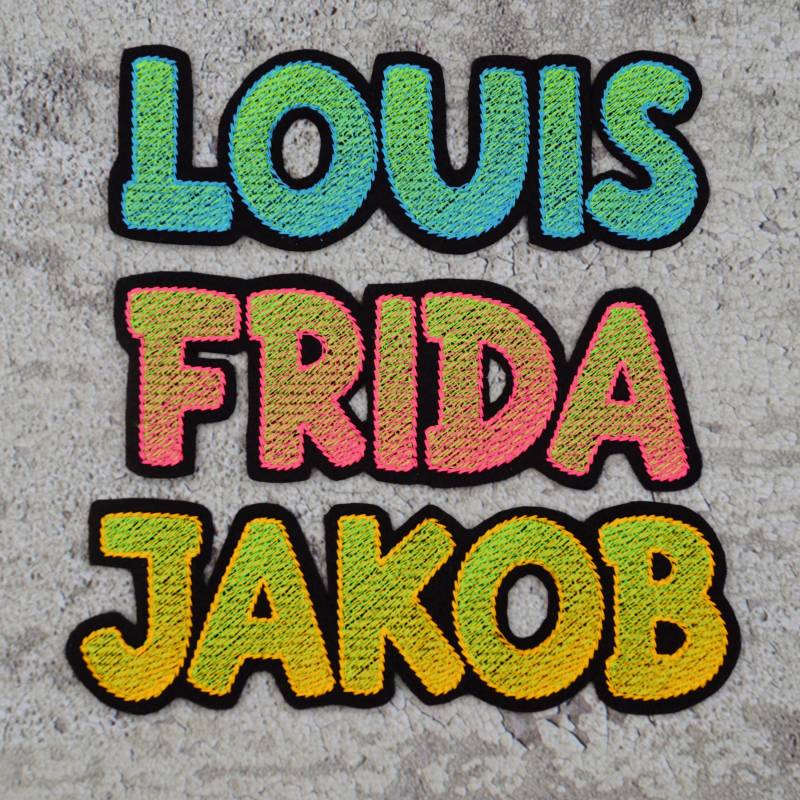 Name Gestickt - Groß | L Schrift Nr. 31 Großbuchstaben Farbverlauf Farbwahl Garn Filz Schwarz Zum Aufbügeln Applikation von Froschverliebt