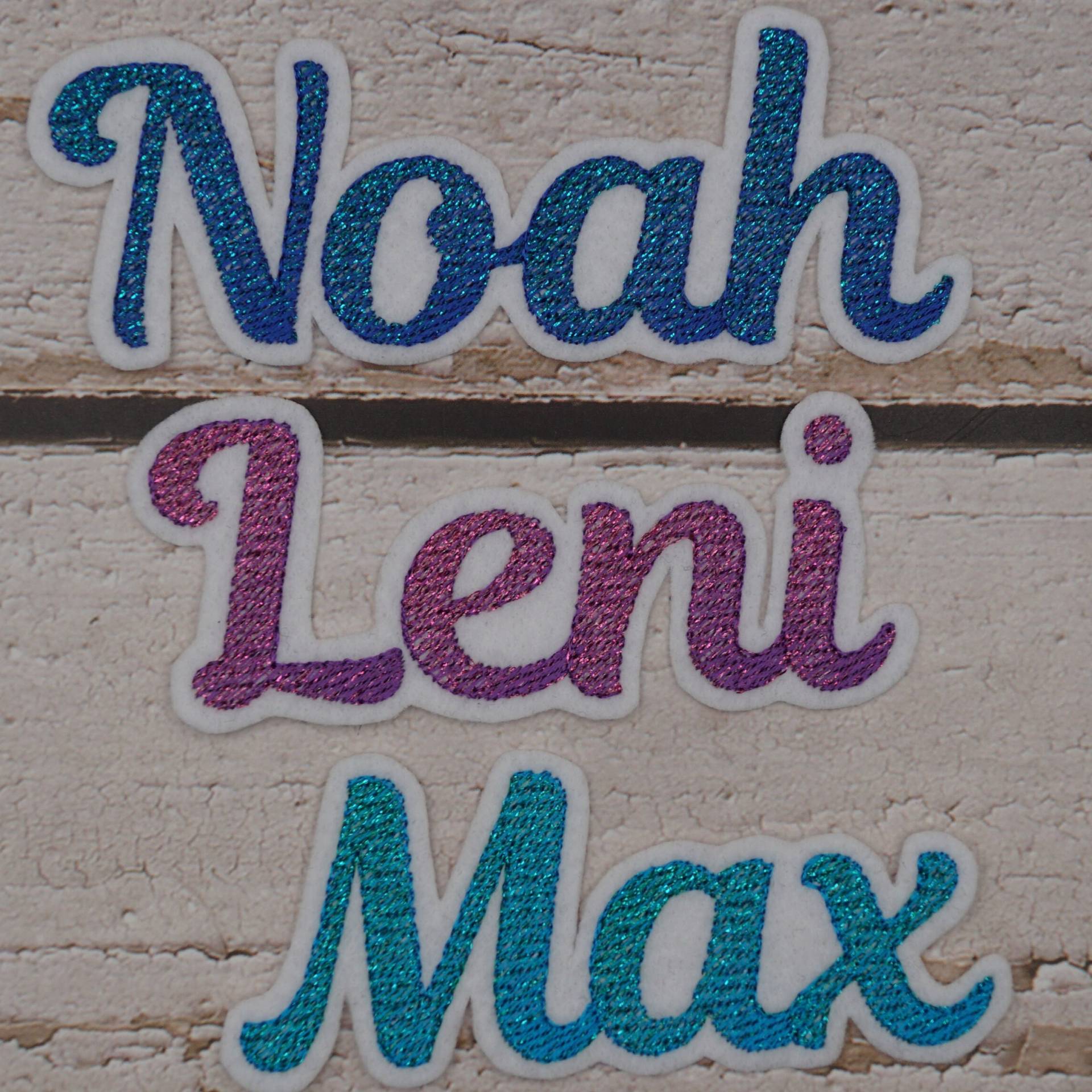 Namenszug Größe L/Schriftart Nr. 1 | Zweifarbig Im Verlauf Schriftzug in Wunschfarben Aufnäher Applikation von Froschverliebt