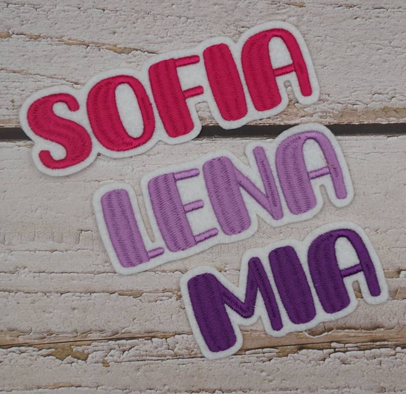 Namenszug Größe L/Schriftart Nr. 20 Schriftzug Großbuchstaben in Wunschfarbe | 57 Farben + Schwarz Aufnäher Stickaufnäher Applikation von Froschverliebt