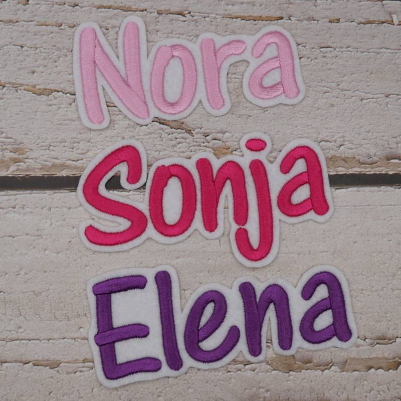 Namenszug Größe L/Schriftart Nr. 24 Name in Wunschfarbe | 107 Garnfarben Filz Weiß Oder Schwarz Aufnäher Applikation Stickaufnäher von Froschverliebt