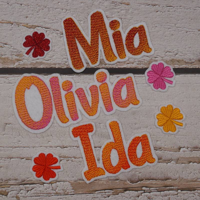 Namenszug Größe L/Schriftart Nr. 8 Name Zweifarbig | Farbverlauf in Wunschfarben Aufnäher Stickaufnäher Applikation von Froschverliebt