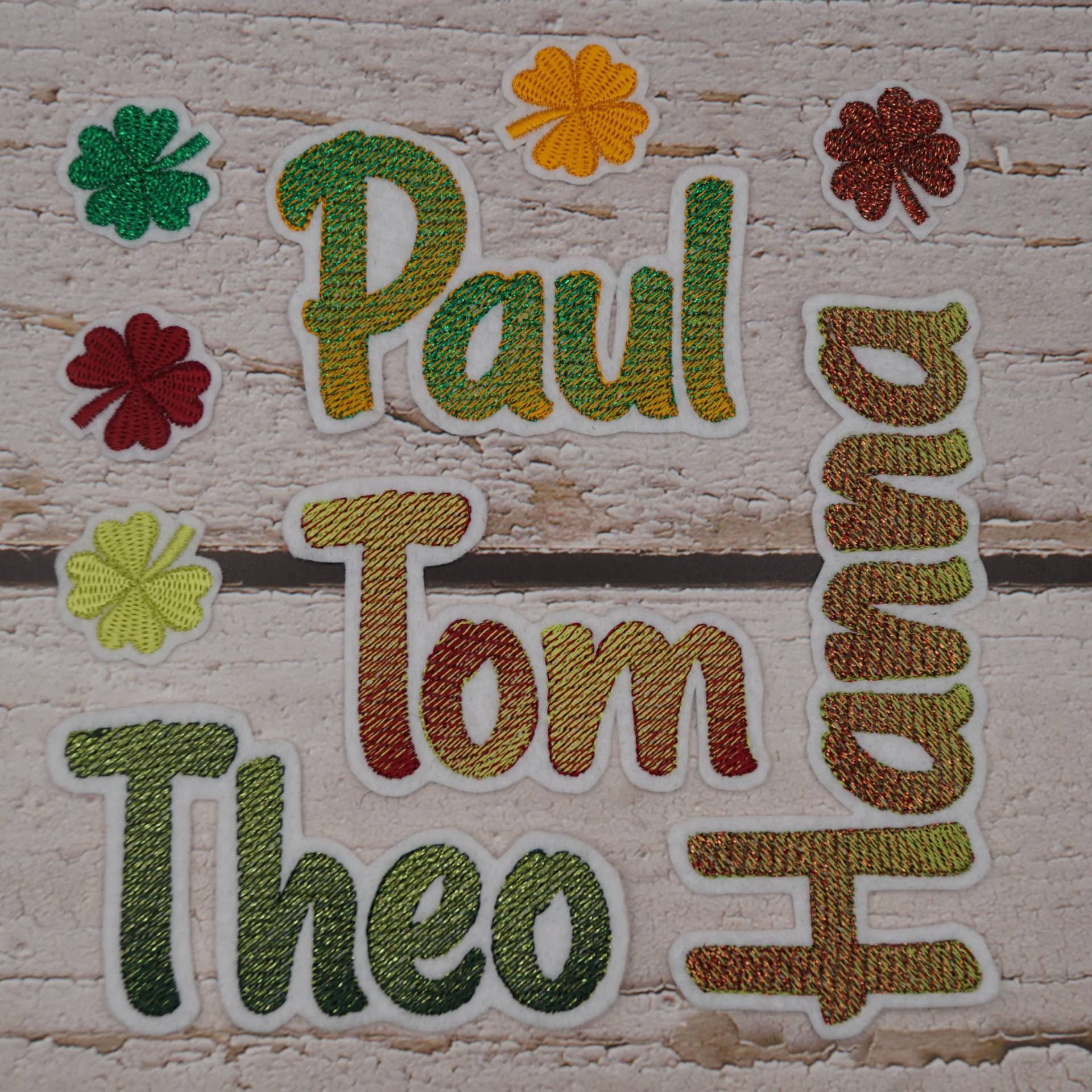 Namenszug Größe M/Schriftart Nr. 8 Name Zweifarbig | Farbverlauf in Wunschfarben Aufnäher Stickaufnäher Applikation von Froschverliebt