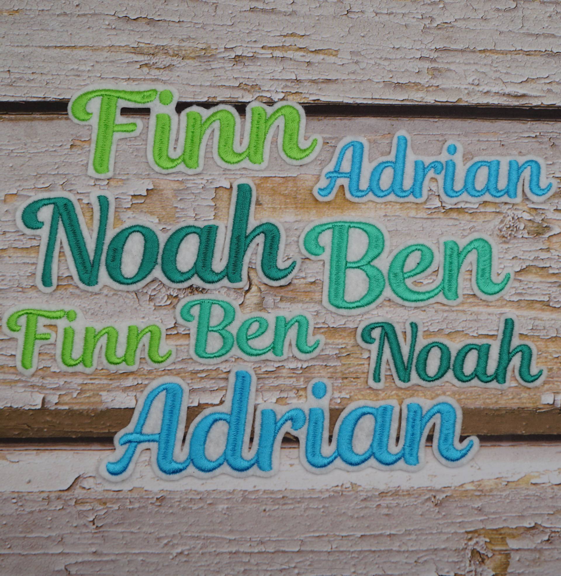 Namenszug Größe Xl/Schriftart Nr. 1 in Wunschfarbe | 57 Farben, 8 Neonfarben + Schwarz Zur Auswahl Aufnäher Applikation Stickaufnäher von Froschverliebt