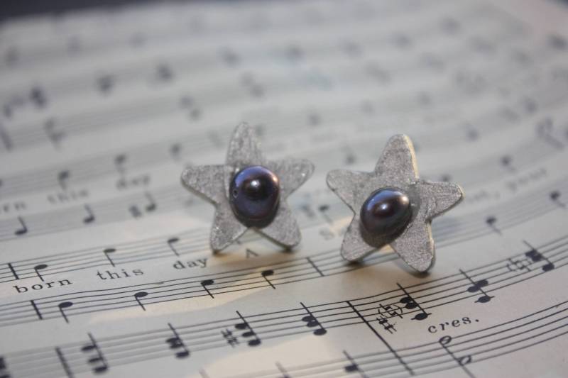 Silber Perle Stern Ohrringe Silber Perle Stern Ohrringe von FrostandHoney