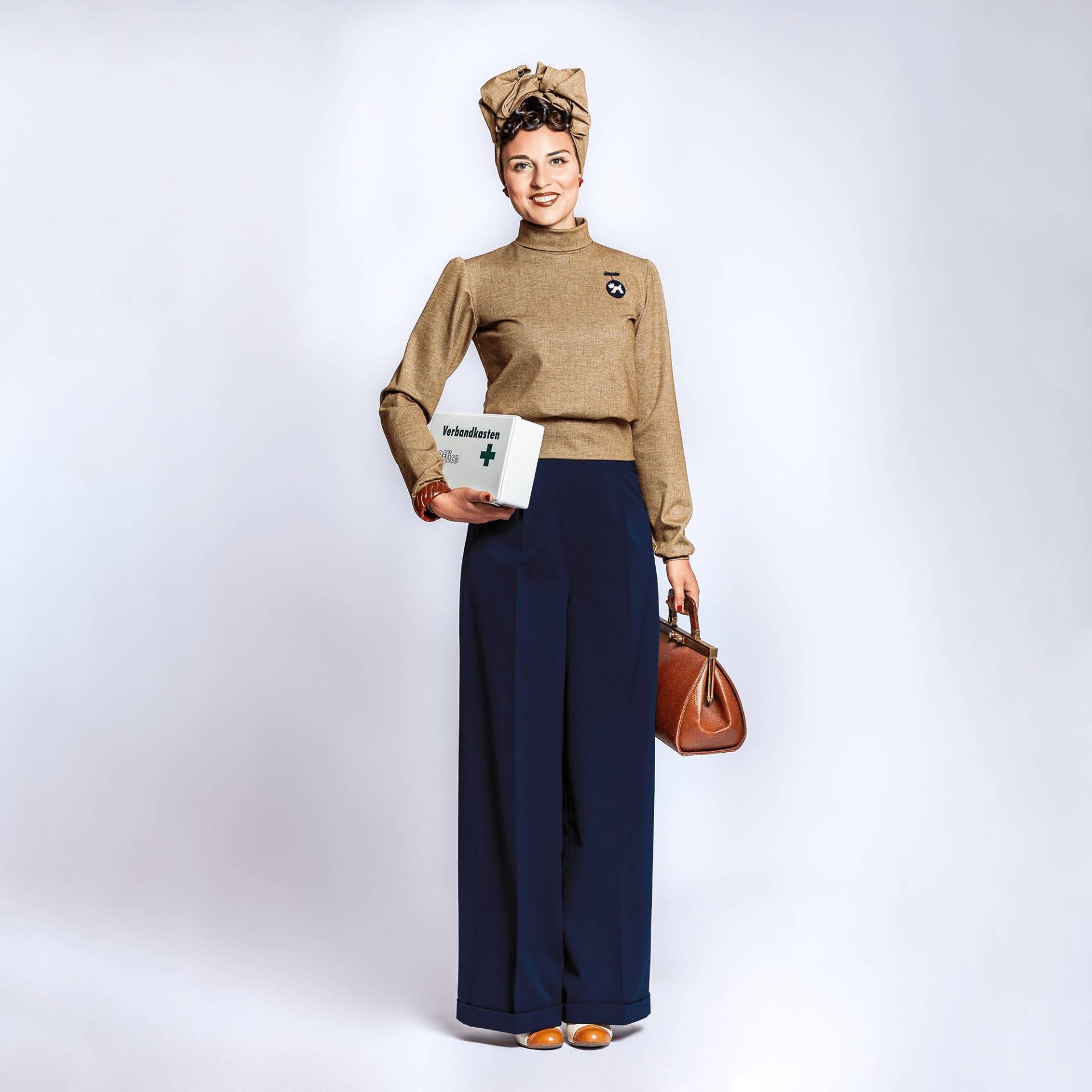 Hose "Merle" Navy, Bordeaux Oder Grün, Marlenehose Im Vintage Stil Hose "Merle" Navy, Bordeaux Oder Grün, Marlenehose Im Vintage Stil von FrozenHibiscus