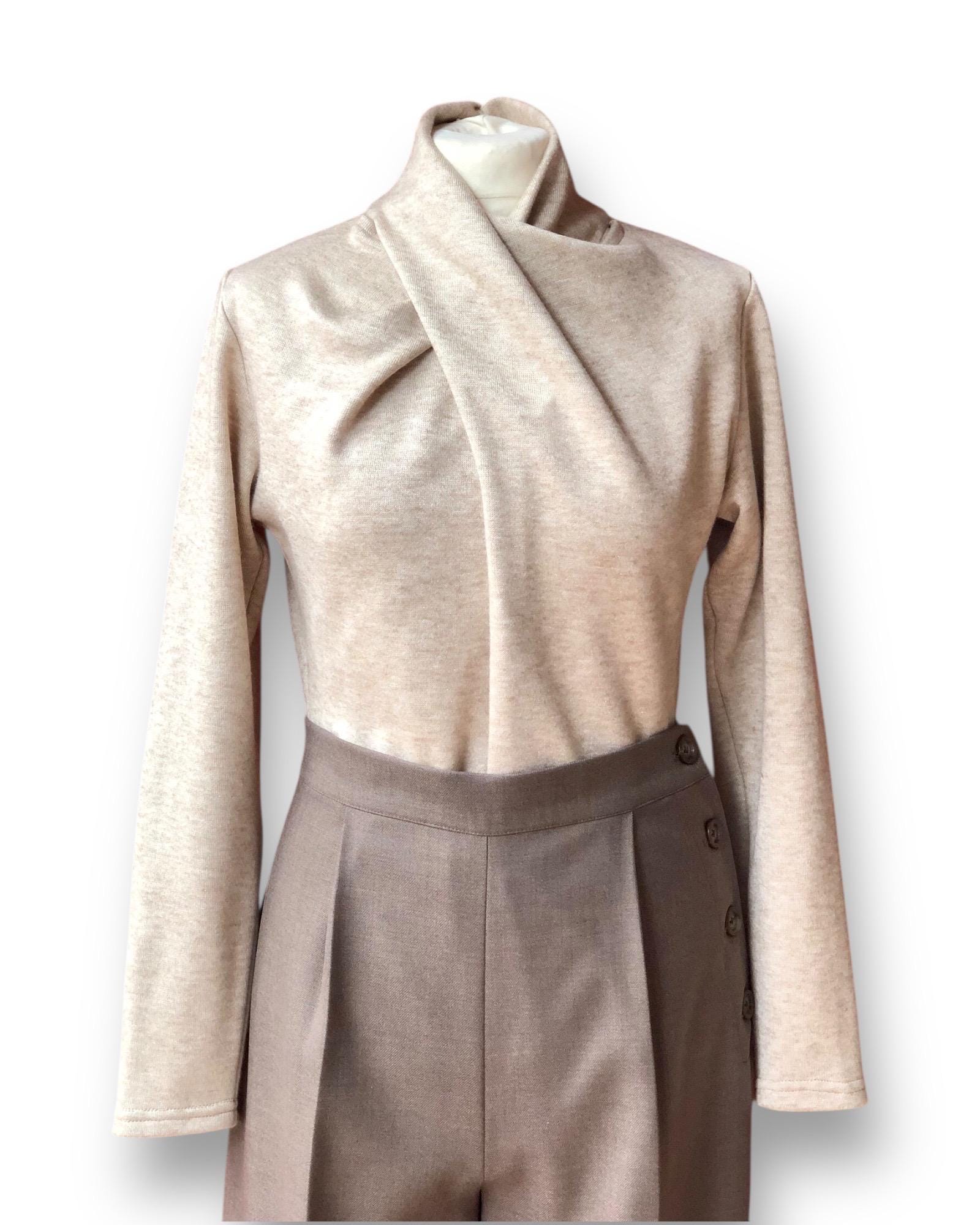 Shirt " Miss Loren Knit Lurex" von FrozenHibiscus