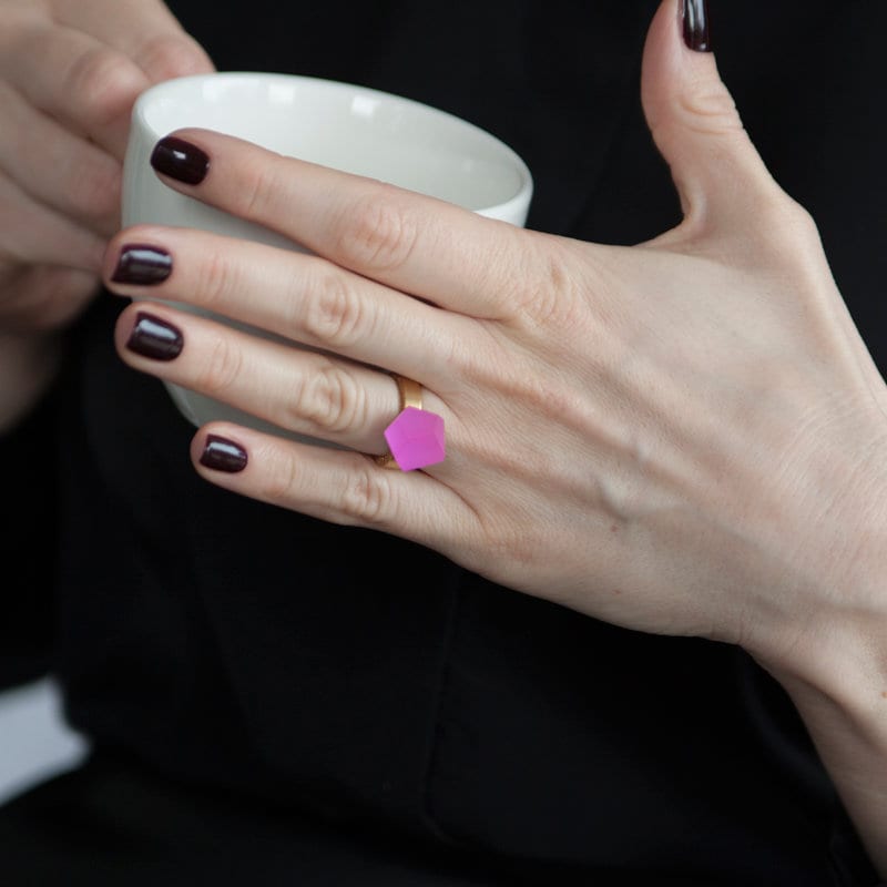 Ring - Vu Crystals 12mm Magenta Pink Top + Signatur Ringschiene Ring - Vu Crystals 12mm Magenta Pink Top + Signatur Ringschiene von FruitBijoux