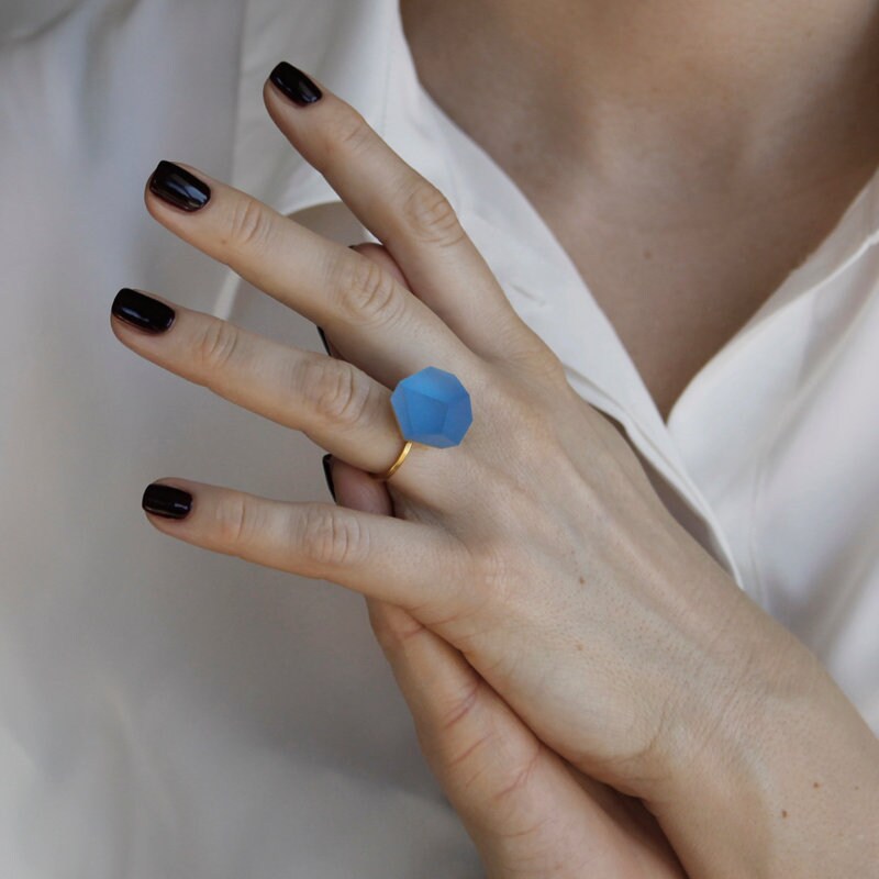 Ring - Vu Kristalle 16mm Himmelblau Top + Minimal Ringschiene Ring - Vu Kristalle 16mm Himmelblau Top + Minimal Ringschiene von FruitBijoux