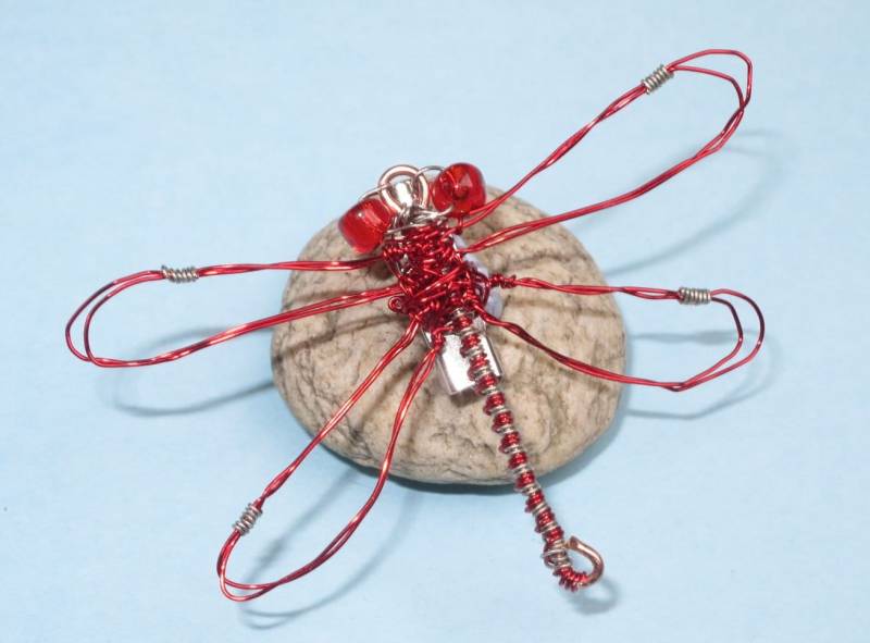 Rote Libelle Brosche Draht Gewickelt Glasperle Rote Libelle Brosche Draht Gewickelt Glasperle von FrustratedOwl