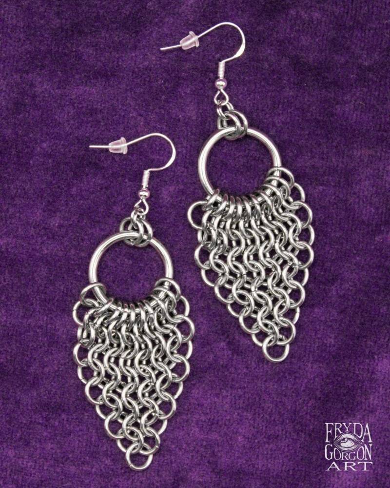 Chainmaille Ohrringe Edelstahl Gothic Mittelalter Schmuck Chainmaille Ohrringe Edelstahl Gothic Mittelalter Schmuck von FrydaGorgonArt