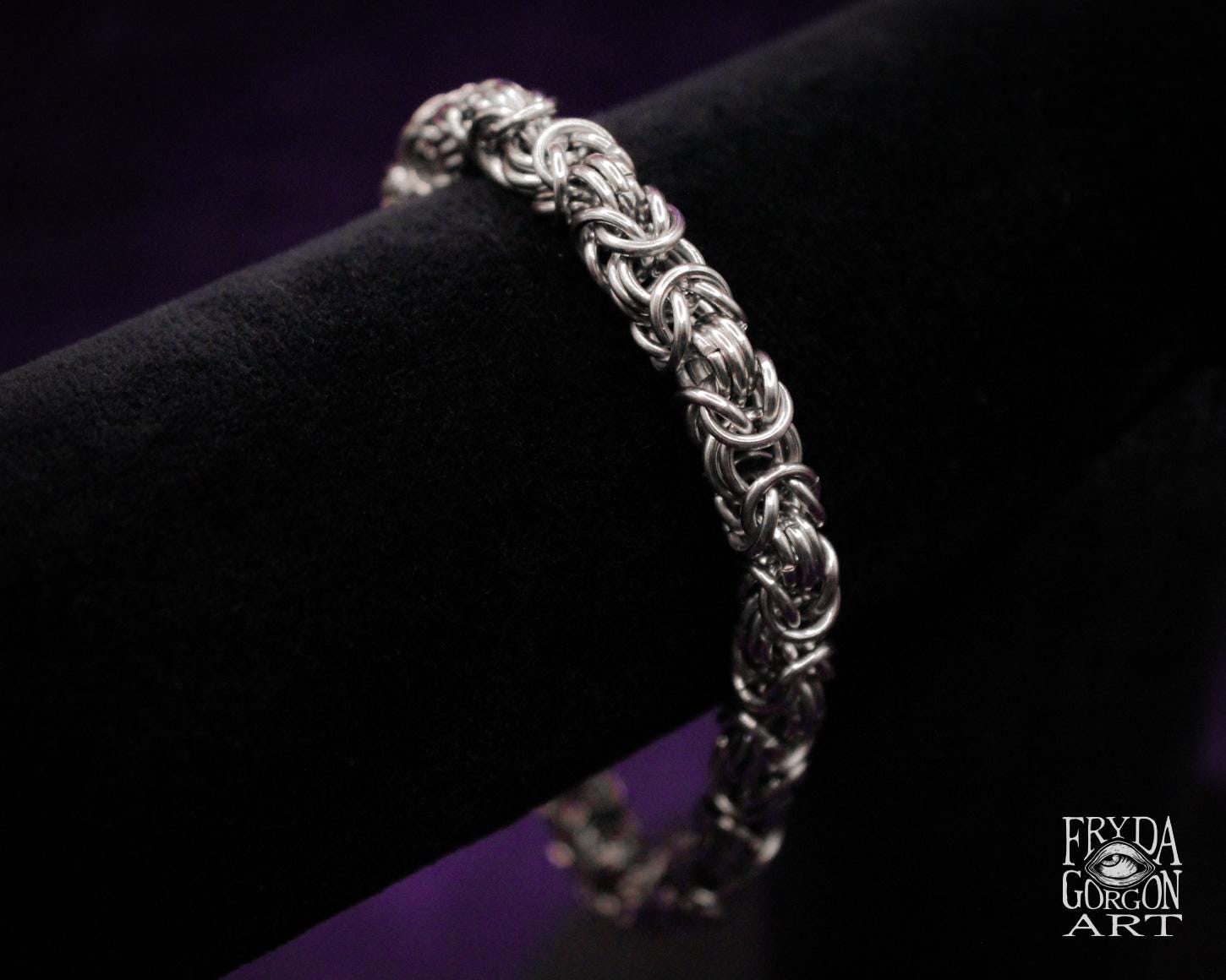 Handgefertigtes Chainmaille Armband Aus Edelstahl Gothic Mittelalter Schmuck Handgefertigtes Chainmaille Armband Aus Edelstahl Gothic Mittelalter Schmuck von FrydaGorgonArt