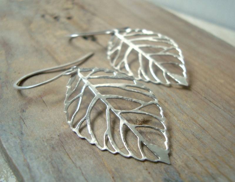 Blatt Ohrringe Aus Silber. Ausschnitt Blätter Natur Inspiriert Schmuck Wald Herbst Fee Kern Geschenke Für Sie Silber Blatt Ohrringe Aus Silber. Ausschnitt Blätter Natur Inspiriert Schmuck Wald Herbst Fee Kern Geschenke Für Sie Silber von FuchsiaBloomStudio