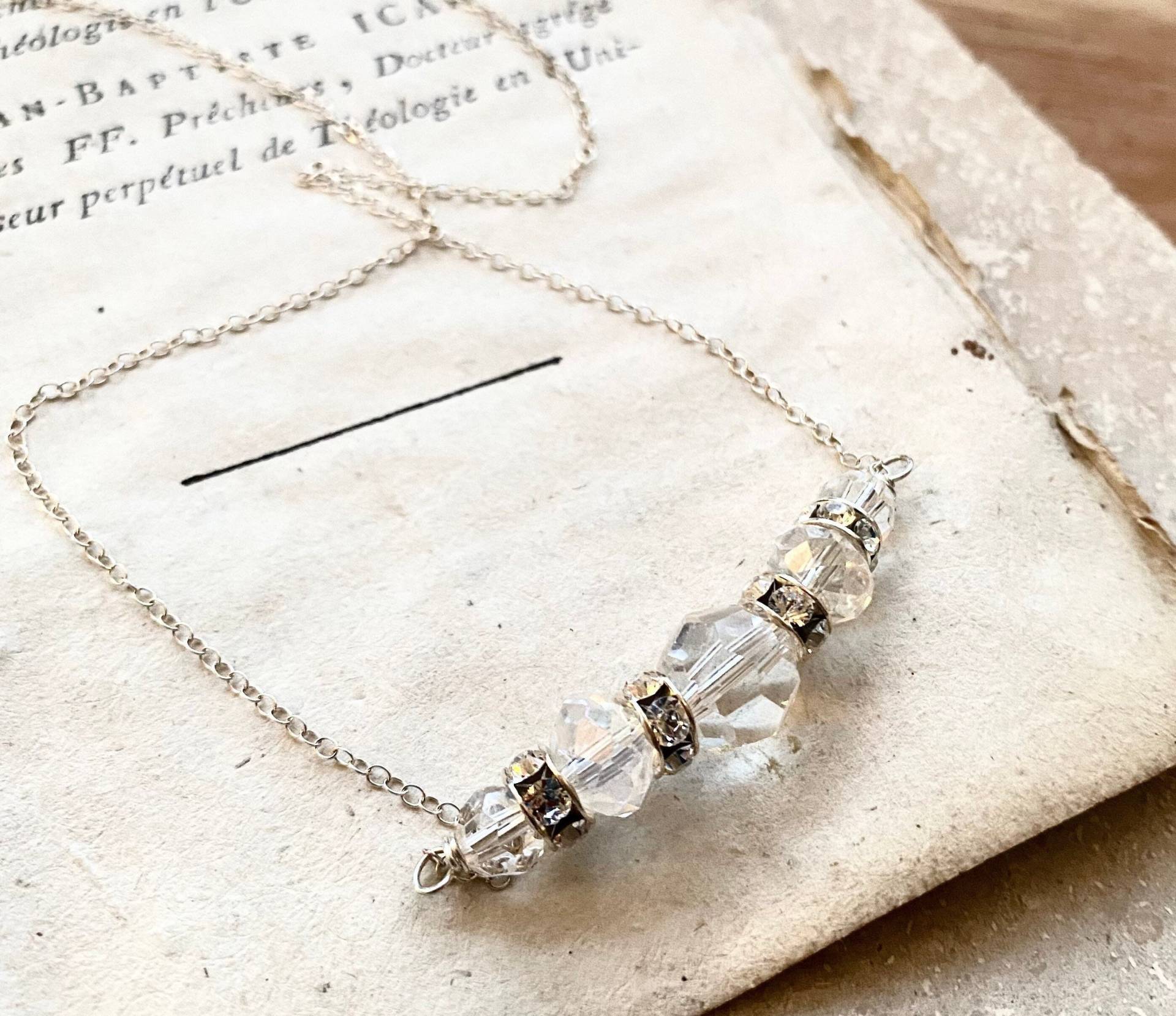 Kristall Und Strass Stapel Halskette - Sterling Silber Vintage Stil Messing Schmuck Draht Gewickelt April Birthstone Kristallschmuck Kristall Und Strass Stapel Halskette - Sterling Silber Vintage Stil Messing Schmuck Draht Gewickelt April Birthstone Kristallschmuck von FuchsiaBloomStudio