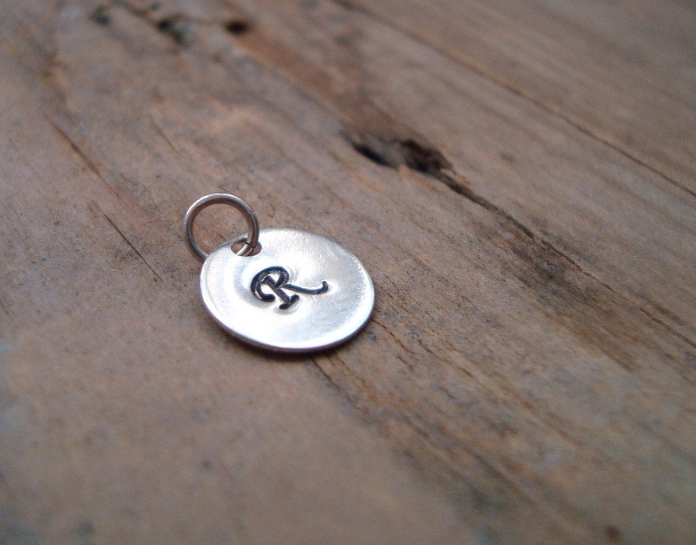 Personalisierter Anfangsanhänger - Sterling Silber, Add-On, Monogramm Anhänger, Benutzerdefinierte Anfangsscheibe, Anfangsanhänger, Kleine von FuchsiaBloomStudio