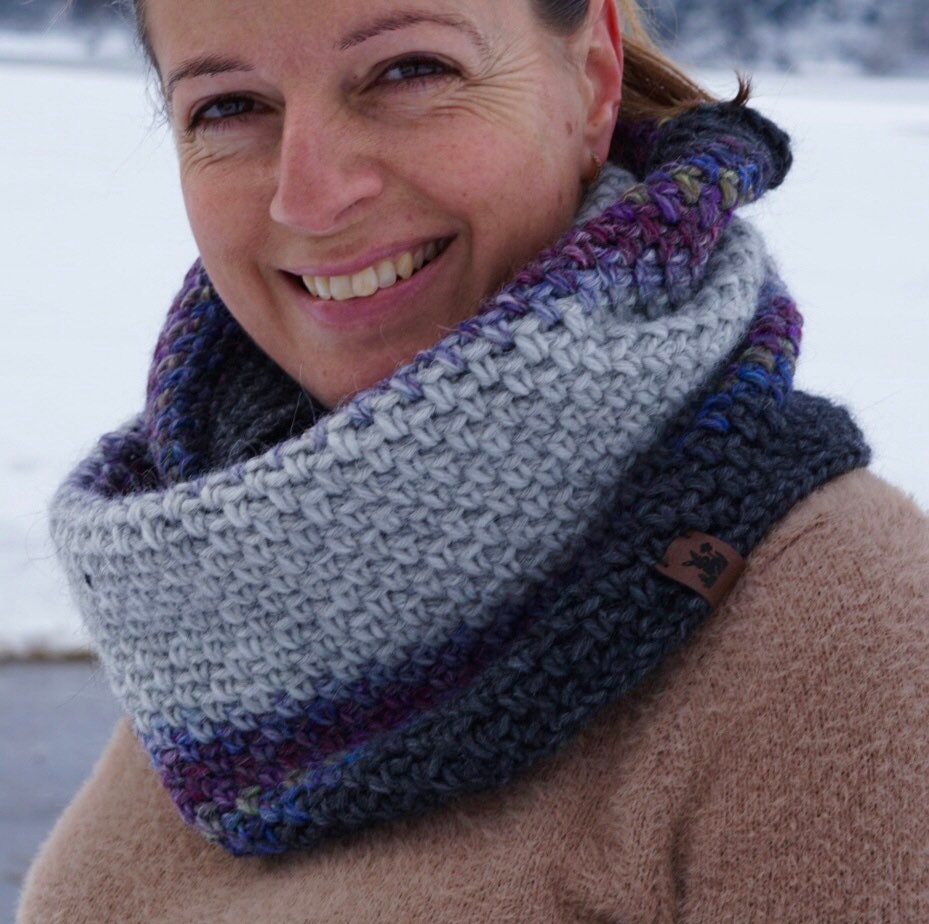 Loopschal Mit Alpaca Loopschal Mit Alpaca von FuchsundHase11