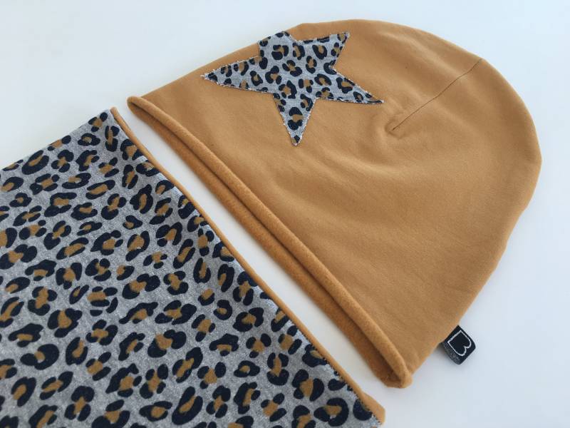 Set Beanie + Loop Ocker/Leo Stern von FuerGlueckskinder