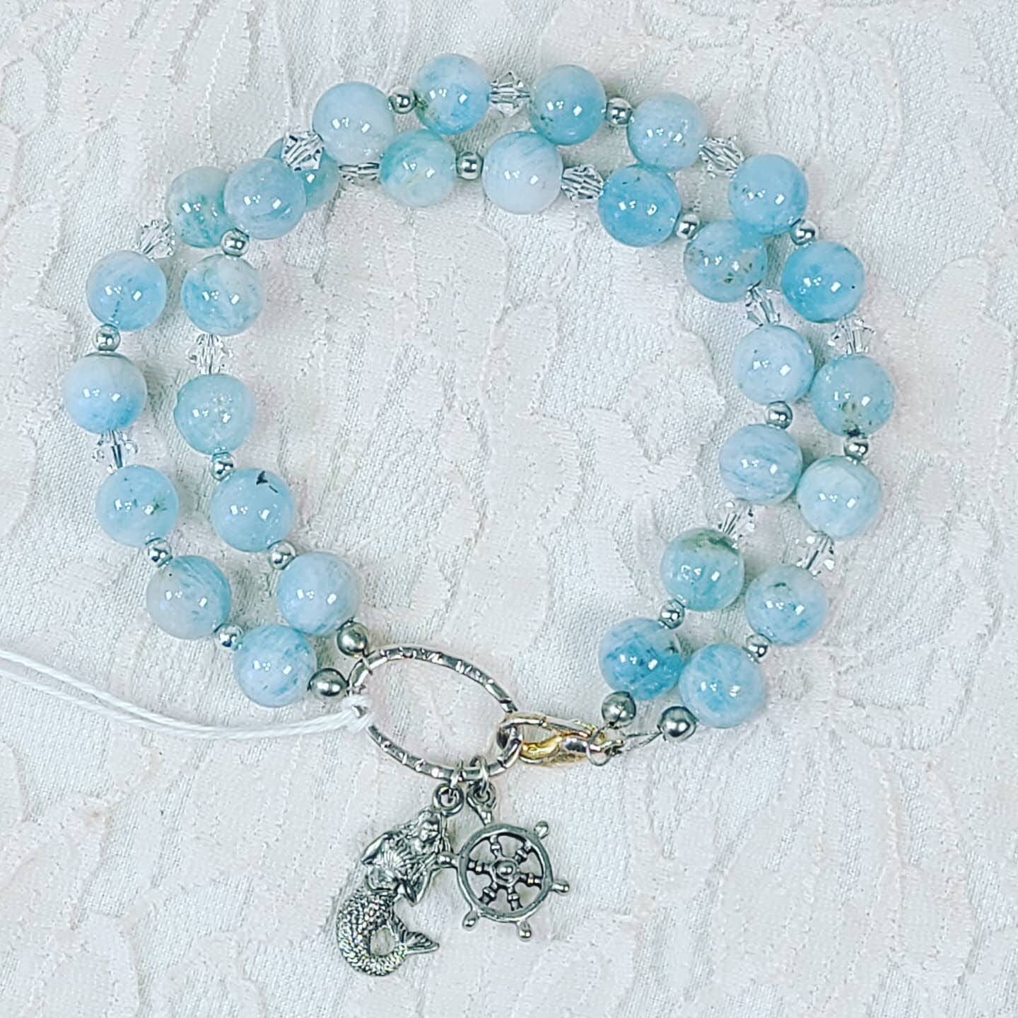Merjungfrau Armband 8 "Blaue Aquamarin Runde Perlen Und Swarovski Kristallperlen & Sterling Silber Bali Bead Akzente Handmade Ooak Merjungfrau Armband 8 "Blaue Aquamarin Runde Perlen Und Swarovski Kristallperlen & Sterling Silber Bali Bead Akzente Handmade Ooak von FugitiveKatCreations