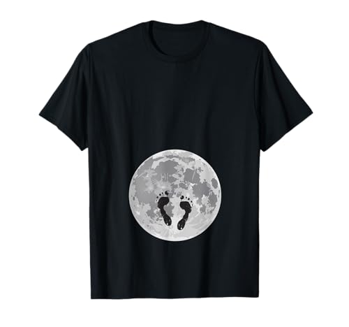 Vollmond Bauch Schwangerschaft Ankündigung Baby Fußstapfen T-Shirt Vollmond Bauch Schwangerschaft Ankündigung Baby Fußstapfen T-Shirt von Full Moon Pregnancy Announcement Baby footprints