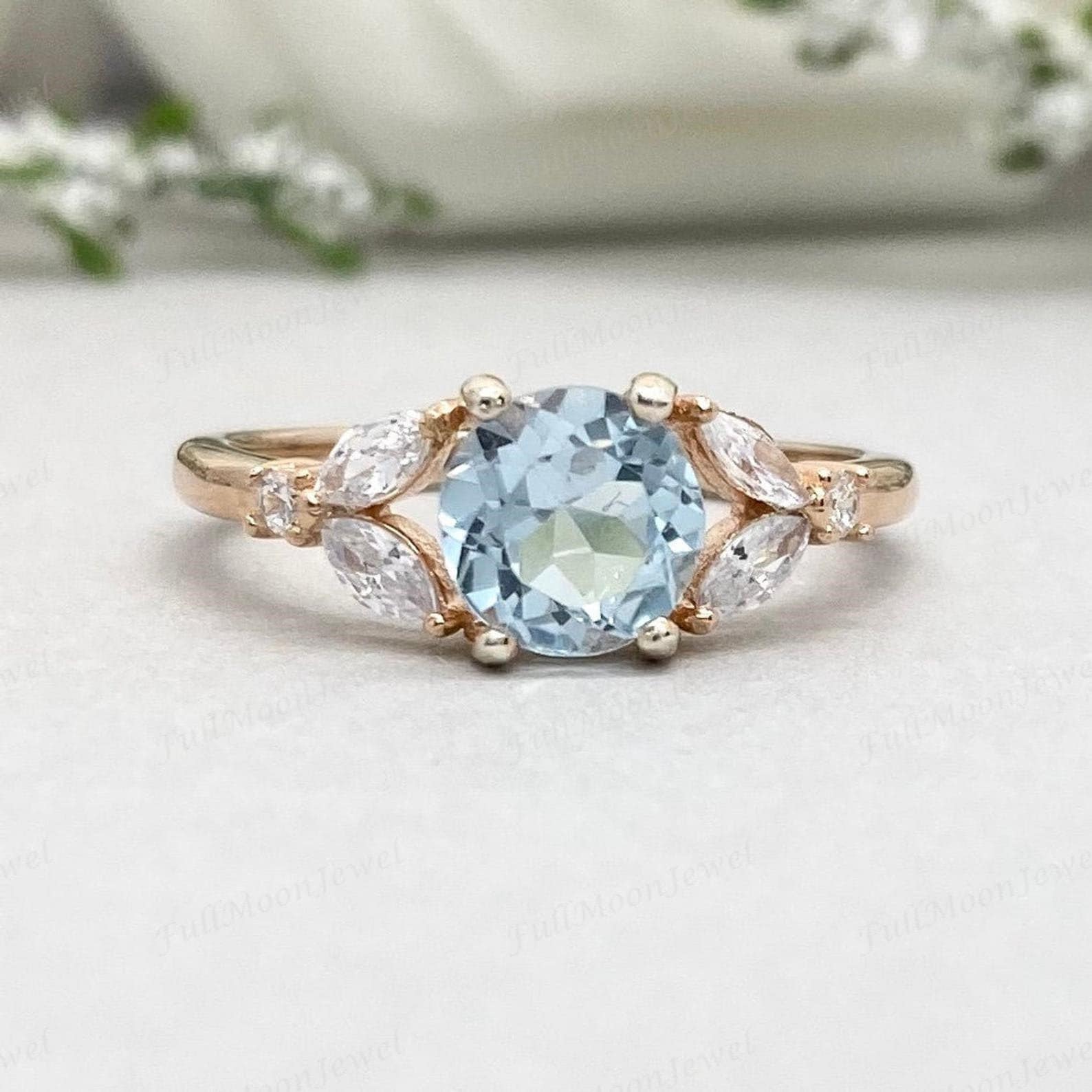 Aquamarin Ring, Marquise Cz März Birthstone Blauer Stein Minimalist 14K Gold Ehering, Ehering Für Frauen von FullMoonJewel