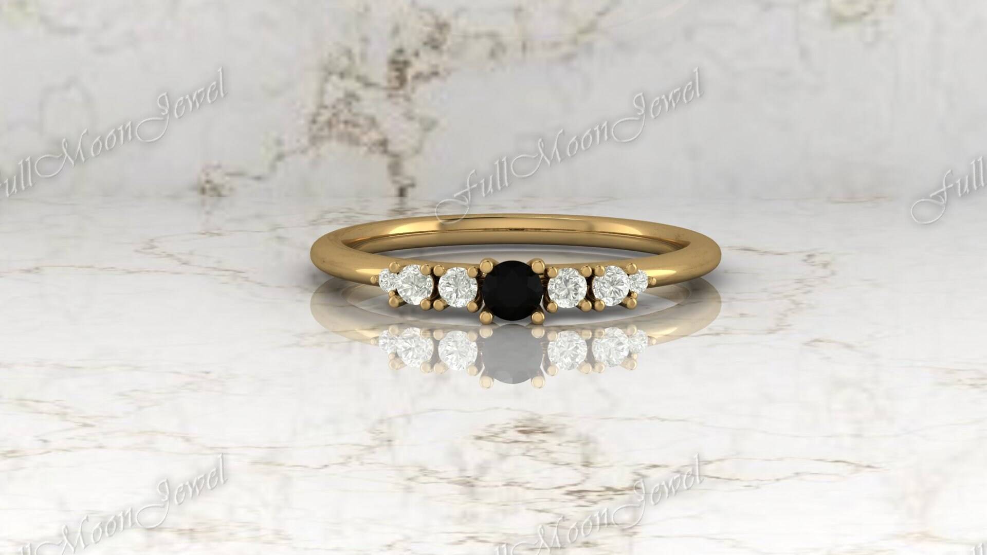 Schwarzer Onyx Und Zirkonia Ring - Einzigartiger Vorschlag Damen Stein Schmuck Elegantes Zeitloses Design von FullMoonJewel