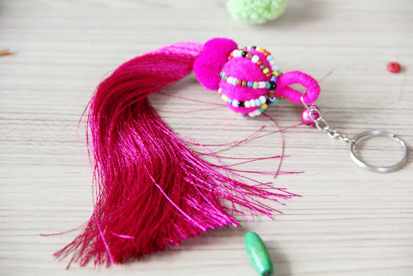 Schlüsselanhänger, Handy Anhänger, Schlüssel Auto, Taschenanhänger, Dekorieren Mit Hand-stickerei Schlüsselanhänger, Handy Anhänger, Schlüssel Auto, Taschenanhänger, Dekorieren Mit Hand-stickerei von FullyDesign