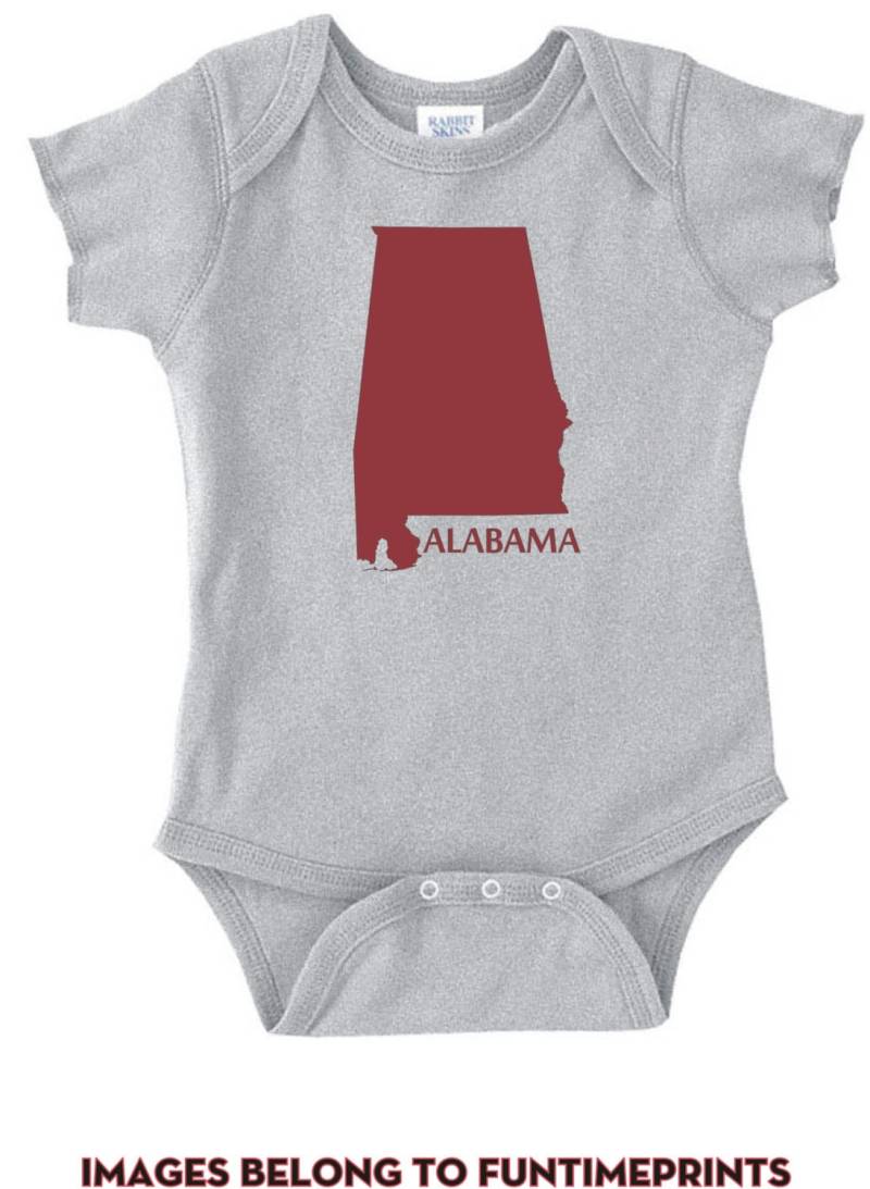 Alabama - Lustiges State T-Shirt Oder Bodysuit Lustige Uni-Kleidung Für Kleinkinder- in Weiß Grau Rosa Blau 0109 von FunTimePrints