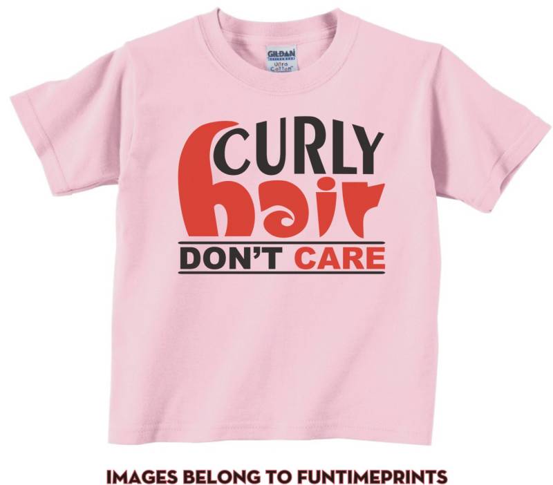 Lockige Haare Kümmern Sich Nicht - Spaß T-Shirt Oder Body Lustige Tuchin Kleinkind Jugend Kinder Weiß Grau Rosa Blau-354 von FunTimePrints
