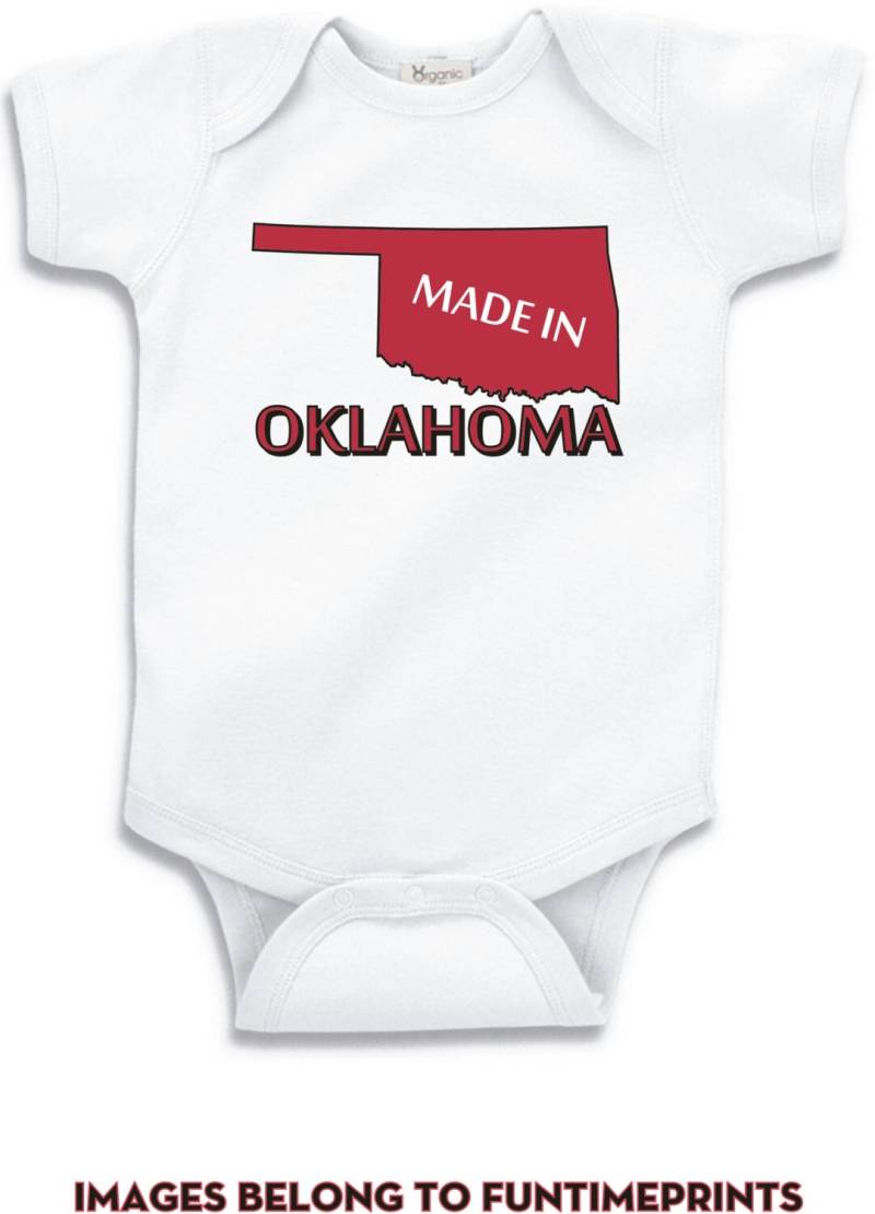 Made in Oklahoma - Lustiges State Map T-Shirt Oder Bodysuit Uni Kleidung Säugling Kleinkind Kinder-In Weiß Grau Pink Blau -172 von FunTimePrints