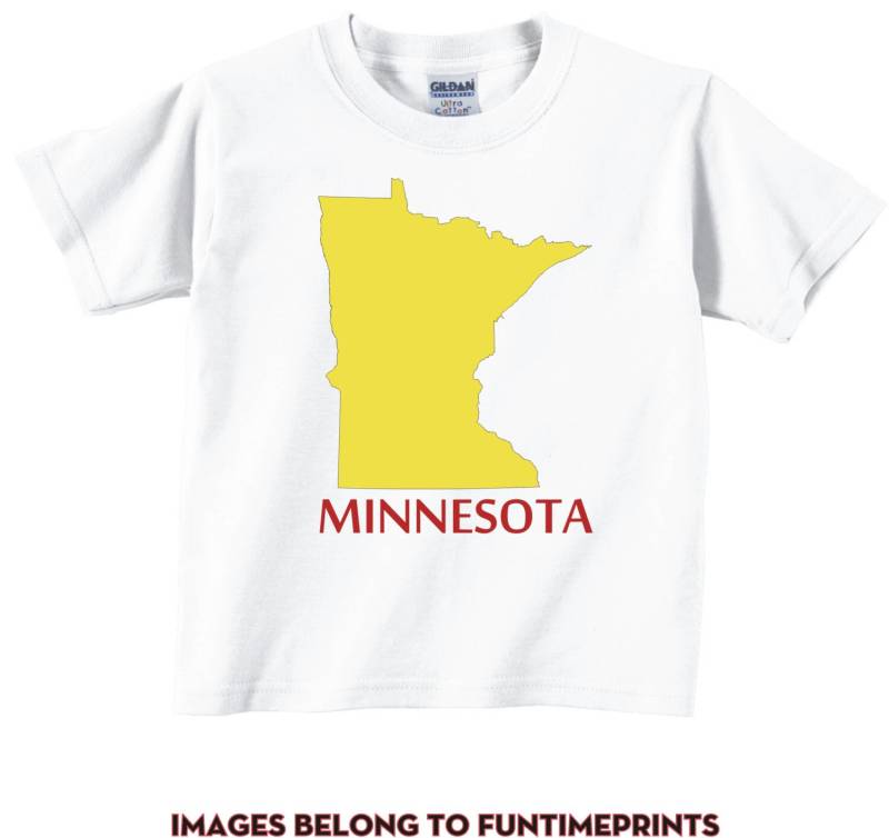 Minnesota -Lustiges State Map T-Shirt Oder Bodysuit -Lustige Uni Kleidung Säugling Kleinkind Kinder-In Weiß Grau Pink Blau-149 von FunTimePrints
