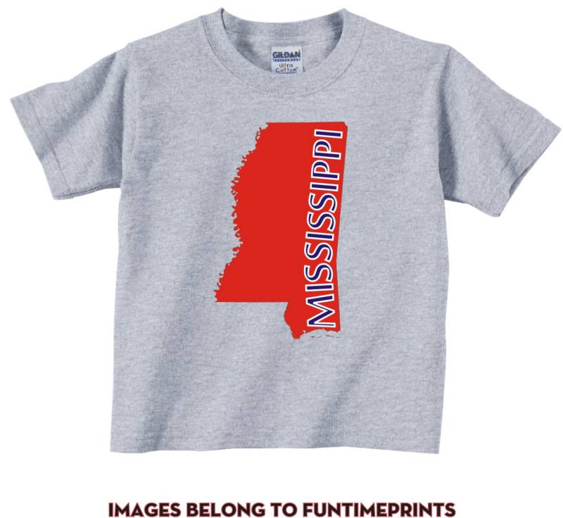 Mississippi -Fun State Map T-Shirt Oder Bodysuit - Uni Kleidung Säugling Kleinkind Kinder-In Ole Miss Farben -212 von FunTimePrints