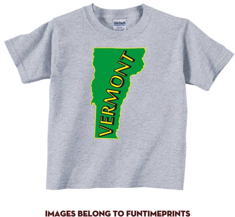 Vermont -Fun State Map T-Shirt Oder Bodysuit - Uni Kleidung Säugling Kleinkind Kinder-In Weiß Grau Pink Blau -189 von FunTimePrints