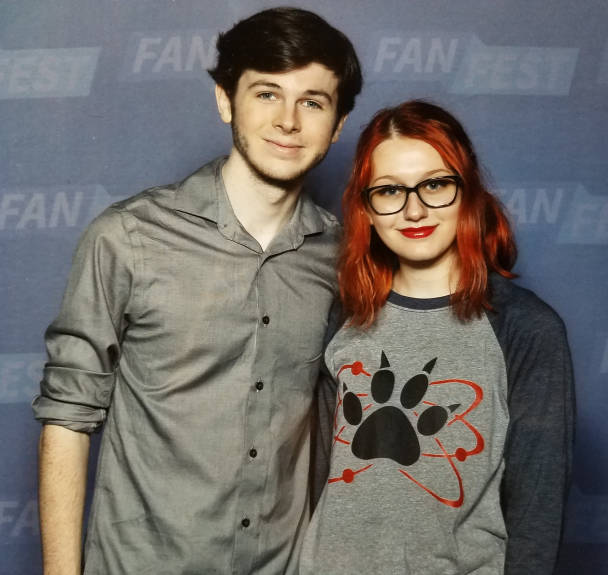 Carl Halloween Kostüm Oder Cosplay - Erwachsenen Atomic Paw Unisex Tri-Blend 3/4 Ärmel Raglan Baseball T-Shirt Größen Xs-3Xl in 14 Farben von FunToSeeMe