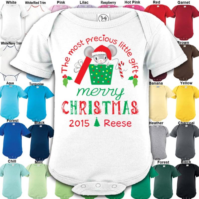 Frohe Weihnachten - Das Kostbarsten Geschenk Bodysuit Jungen/Mädchen New Baby Individuell Mit Name & Jahr von FunToSeeMe